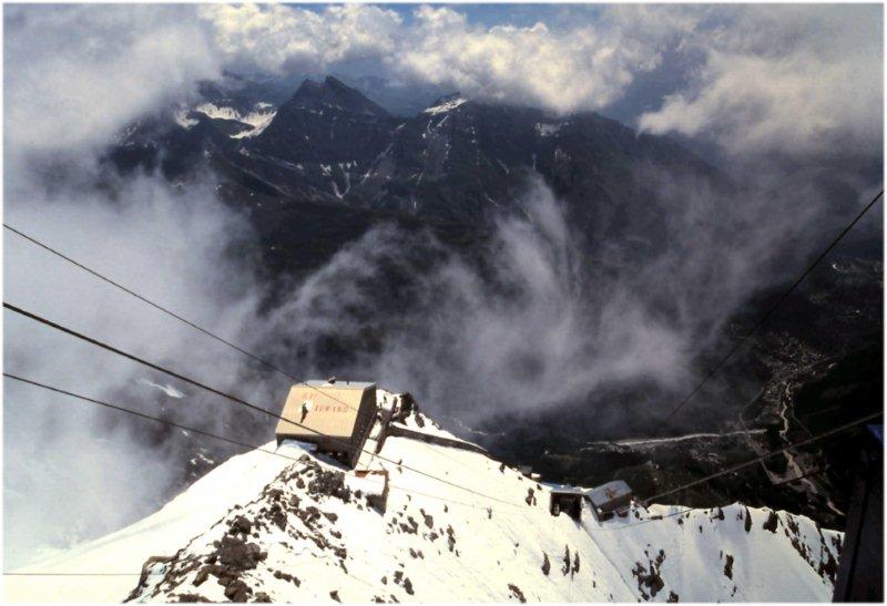 Rifugi e Bivacchi d''Italia.......